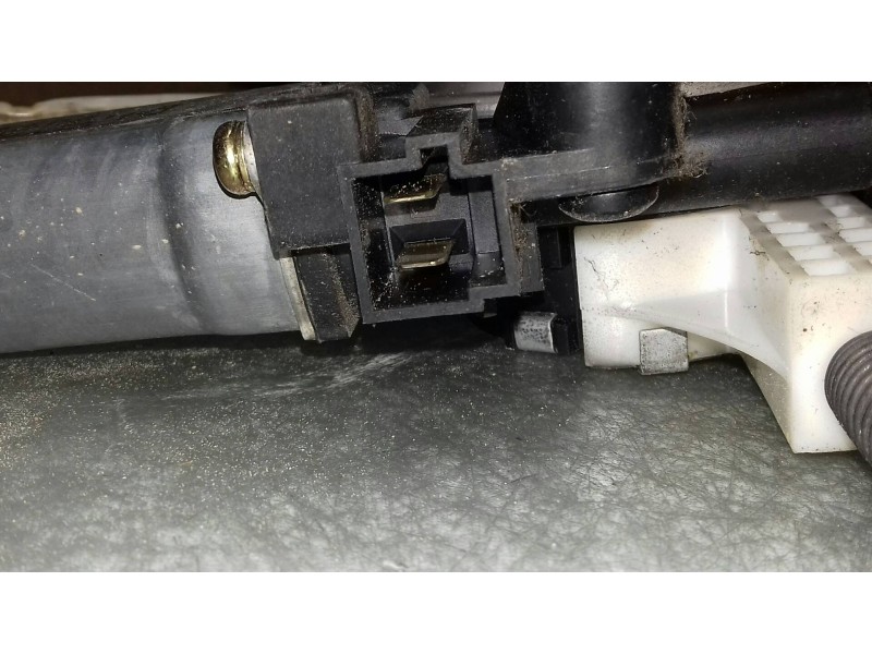 Recambio de elevalunas delantero izquierdo para chrysler voyager (rg) 2.5 crd cat referencia OEM IAM AY2621001421  ELECTRICO