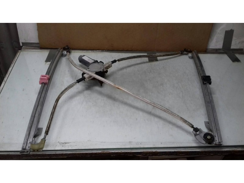 Recambio de elevalunas delantero izquierdo para chrysler voyager (rg) 2.5 crd cat referencia OEM IAM AY2621001421  ELECTRICO