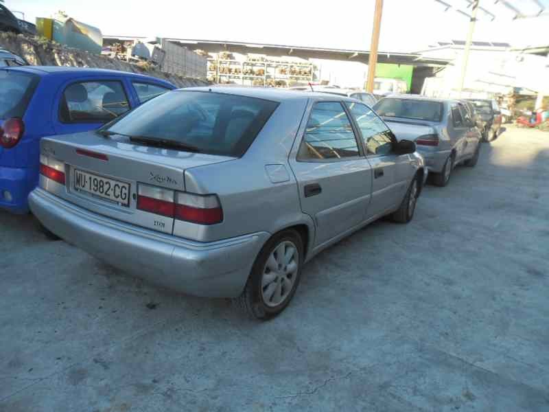 citroen xantia berlina del año 2000