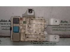 Recambio de caja reles / fusibles para toyota prius (nhw20) basis referencia OEM IAM 4H020591 405260332 8198046010