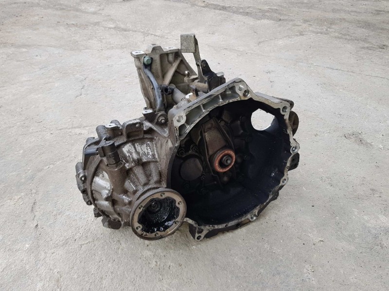 Recambio de caja cambios para volkswagen bora berlina (1j2) conceptline referencia OEM IAM EBJ EBJ12050 5 VELOCIDADES