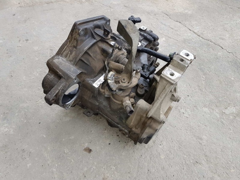 Recambio de caja cambios para volkswagen bora berlina (1j2) conceptline referencia OEM IAM EBJ EBJ12050 5 VELOCIDADES