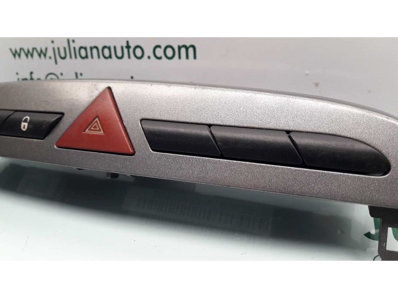 Recambio de warning para peugeot 308 confort referencia OEM IAM 9659417177  BLOQUEO