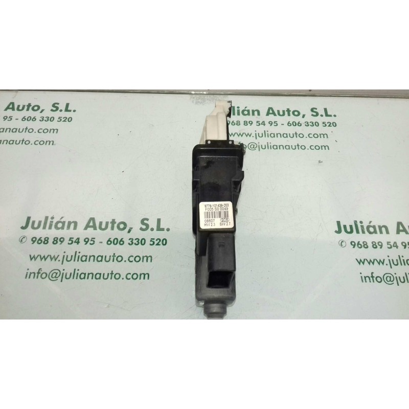 Recambio de motor elevalunas trasero izquierdo para volkswagen bora berlina (1j2) conceptline referencia OEM IAM 1J4959811C 1014