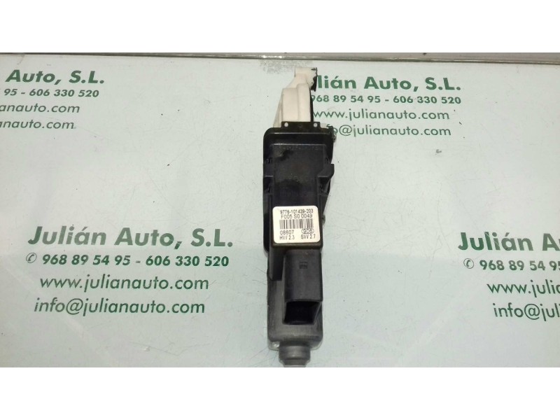 Recambio de motor elevalunas trasero izquierdo para volkswagen bora berlina (1j2) conceptline referencia OEM IAM 1J4959811C 1014