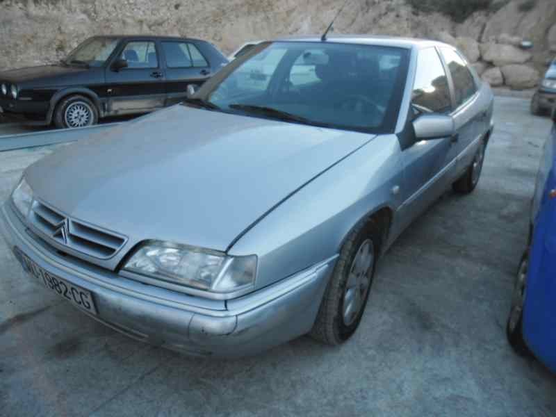 citroen xantia berlina del año 2000