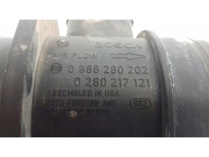 Recambio de caudalimetro para volkswagen bora berlina (1j2) conceptline referencia OEM IAM 0280217121 0986280202 BOSCH