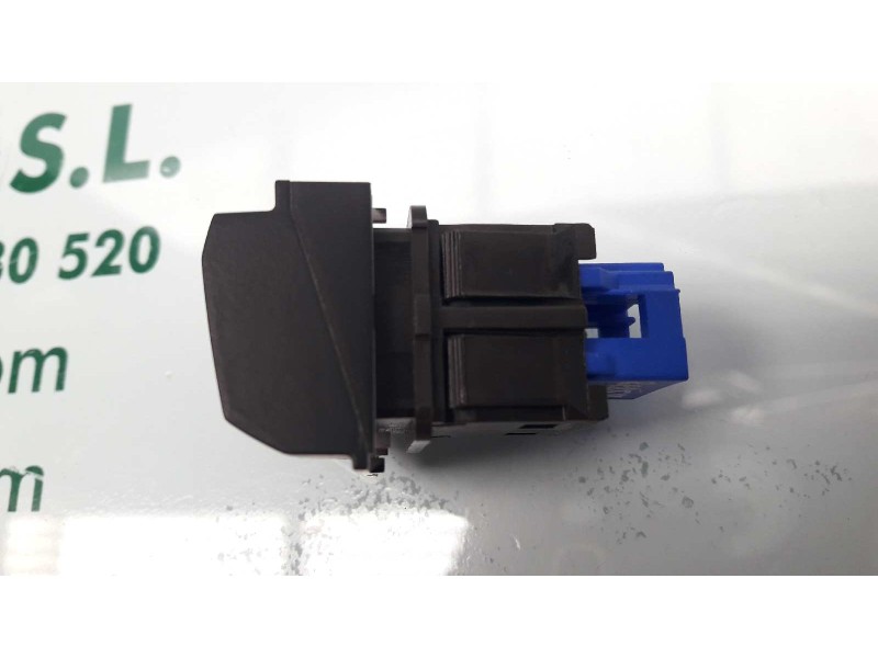 Recambio de warning para peugeot 208 access referencia OEM IAM 96750916ZD  