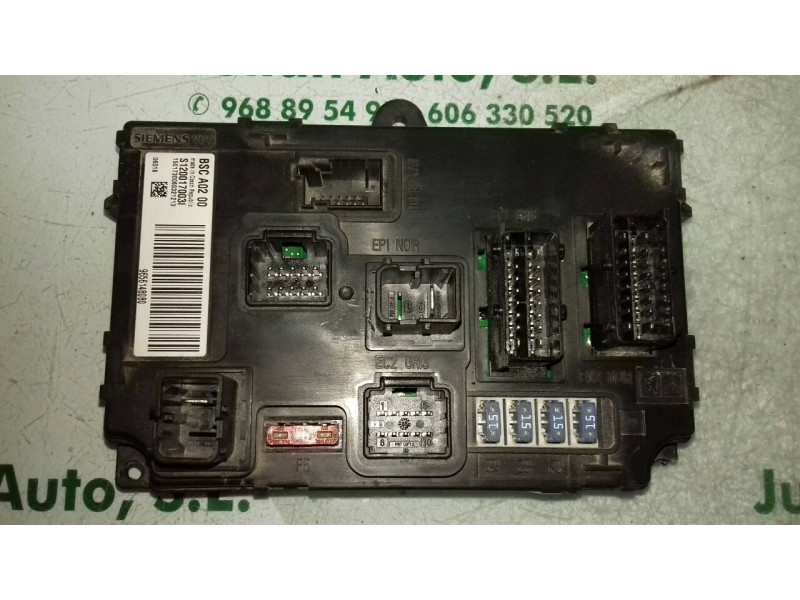 Recambio de caja reles / fusibles para peugeot 407 st sport pack referencia OEM IAM S120017003I BSC A02 00 SIEMENS