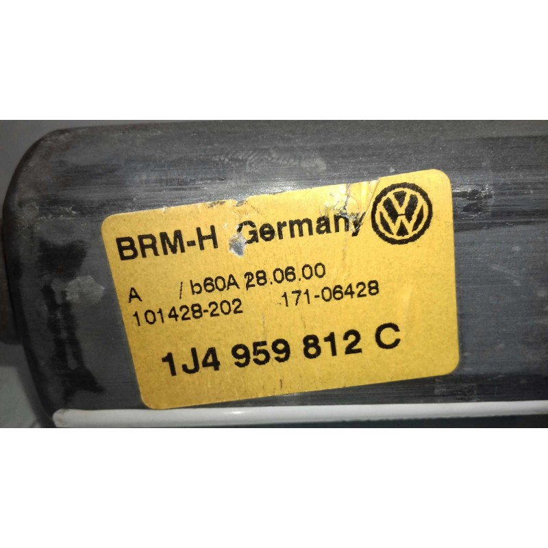Recambio de motor elevalunas trasero derecho para volkswagen bora berlina (1j2) conceptline referencia OEM IAM 1J4959812C 101428