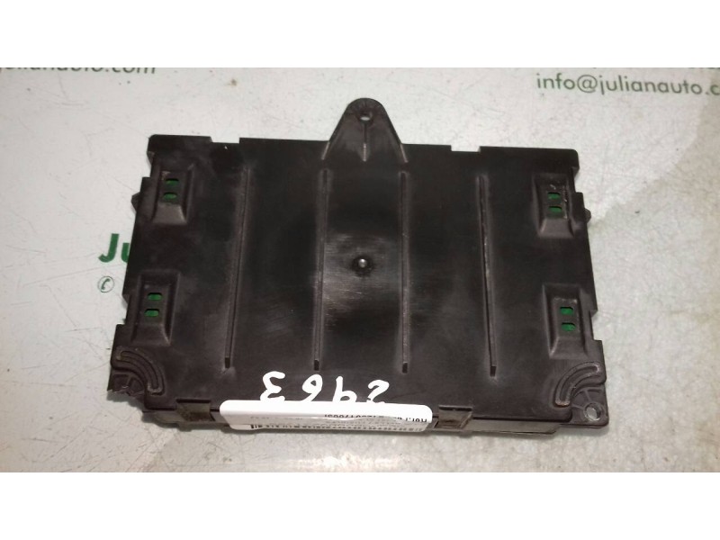 Recambio de caja reles / fusibles para peugeot 407 st sport pack referencia OEM IAM S120017003I BSC A02 00 SIEMENS