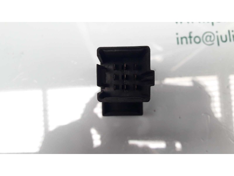 Recambio de warning para peugeot 406 berlina (s1/s2) stdt referencia OEM IAM PA66GF30  