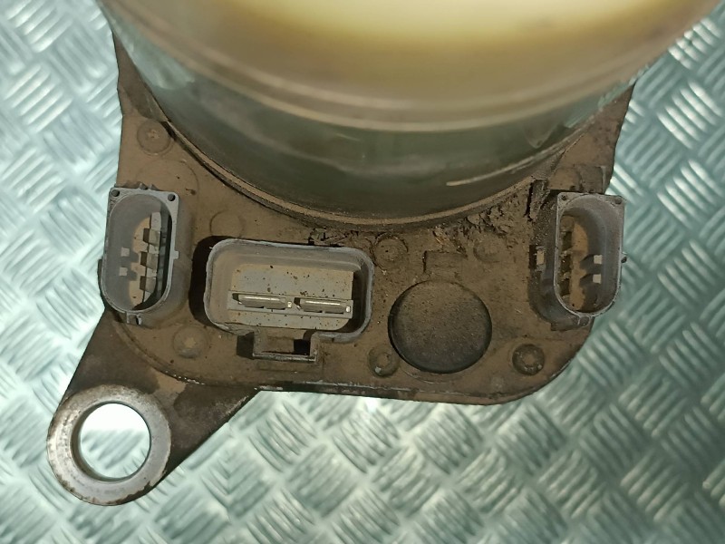 Recambio de bomba direccion para ford focus berlina (cap) ambiente (d) referencia OEM IAM 4M513K514AD FOMOCO 1040085011094F