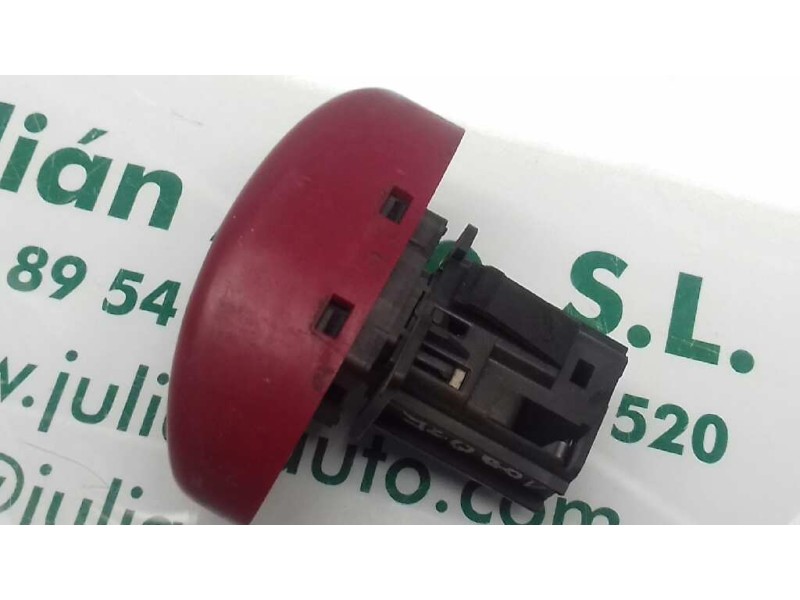 Recambio de warning para peugeot 206 berlina x-line referencia OEM IAM 9643213777  