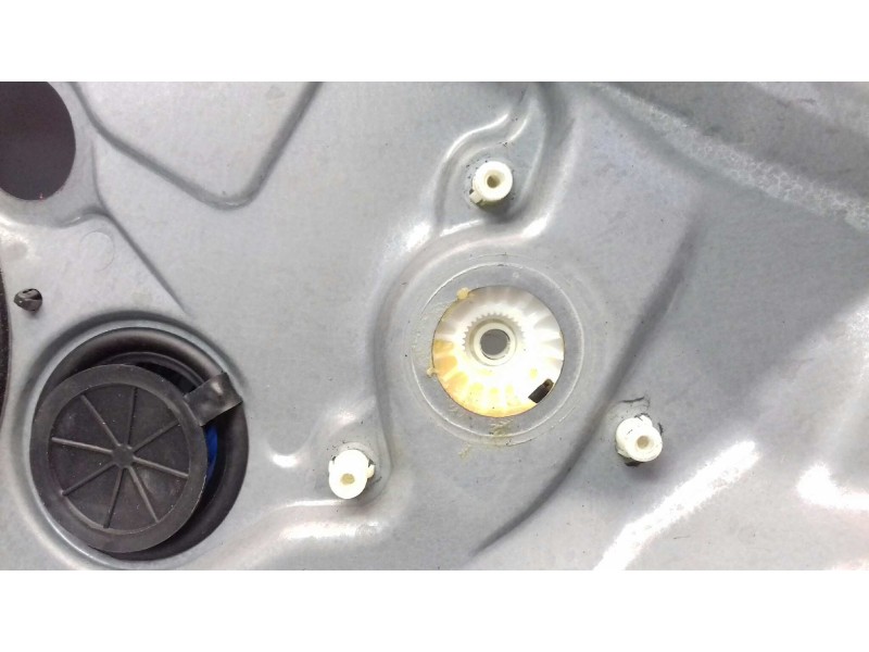 Recambio de elevalunas trasero derecho para volkswagen bora berlina (1j2) conceptline referencia OEM IAM 1J5839730G 1J5839756E E