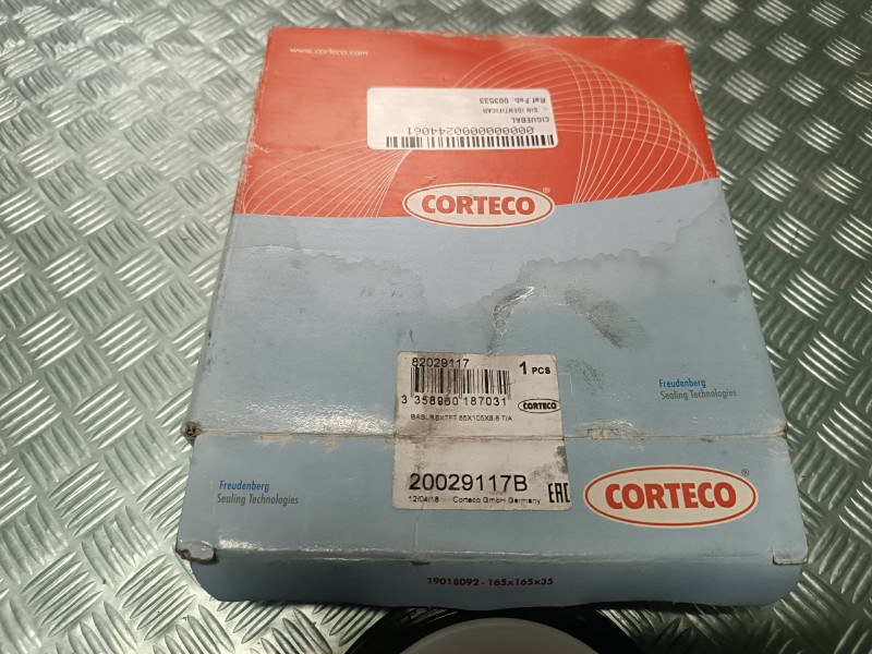 Recambio de cigueñal para audi a4 berlina (8e) 2.5 tdi (114kw) referencia OEM IAM 20029117B 82029117 ANILLO RETEN