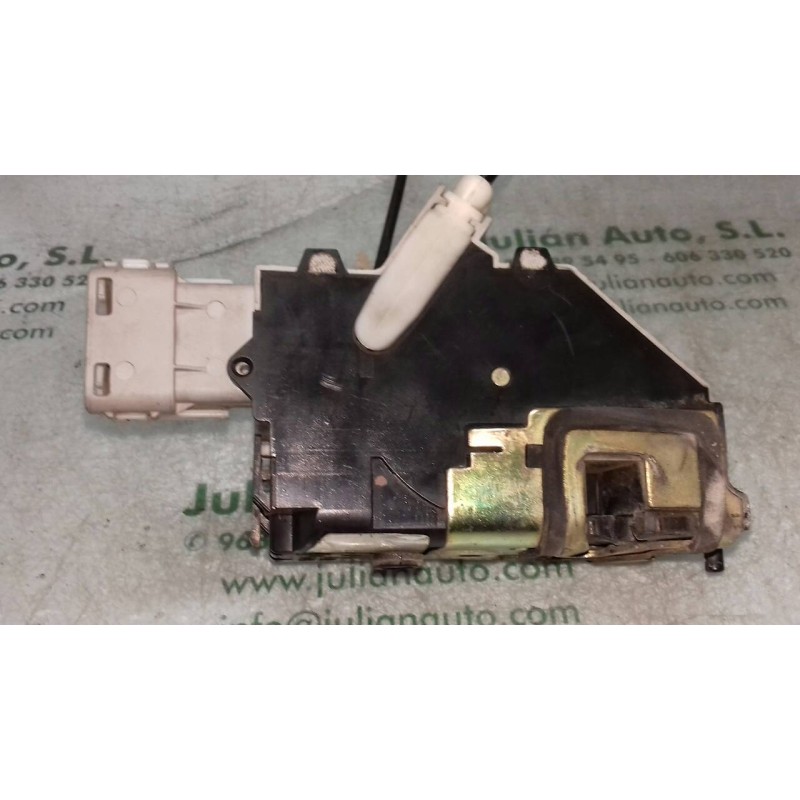 Recambio de cerradura puerta delantera derecha para peugeot 407 st sport pack referencia OEM IAM 9660698380F GRIS 6 PINES