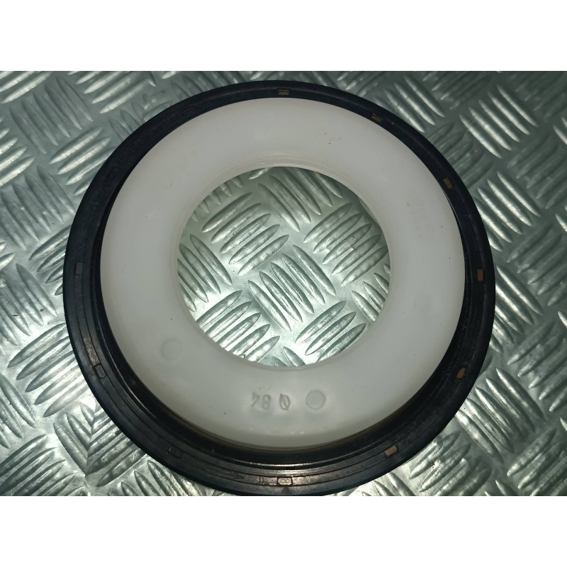 Recambio de cigueñal para audi a4 berlina (8e) 2.5 tdi (114kw) referencia OEM IAM 20029117B 82029117 ANILLO RETEN