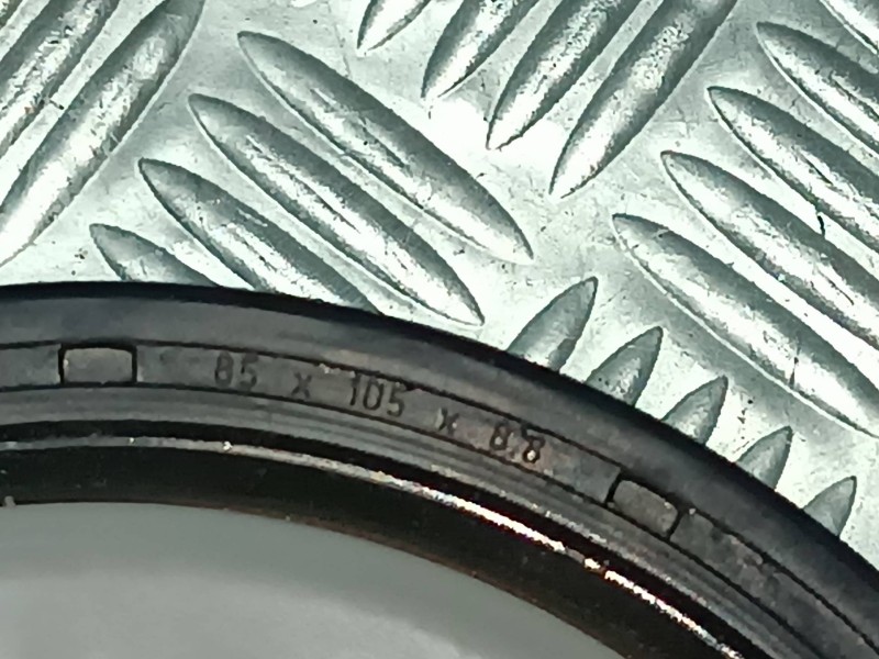 Recambio de cigueñal para audi a4 berlina (8e) 2.5 tdi (114kw) referencia OEM IAM 20029117B 82029117 ANILLO RETEN