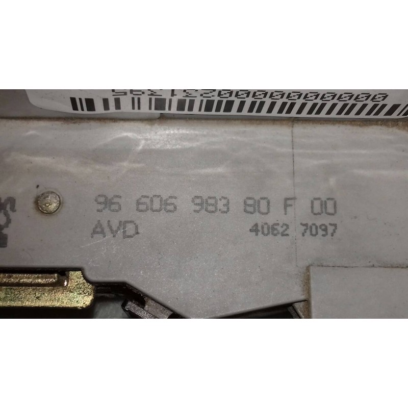 Recambio de cerradura puerta delantera derecha para peugeot 407 st sport pack referencia OEM IAM 9660698380F GRIS 6 PINES