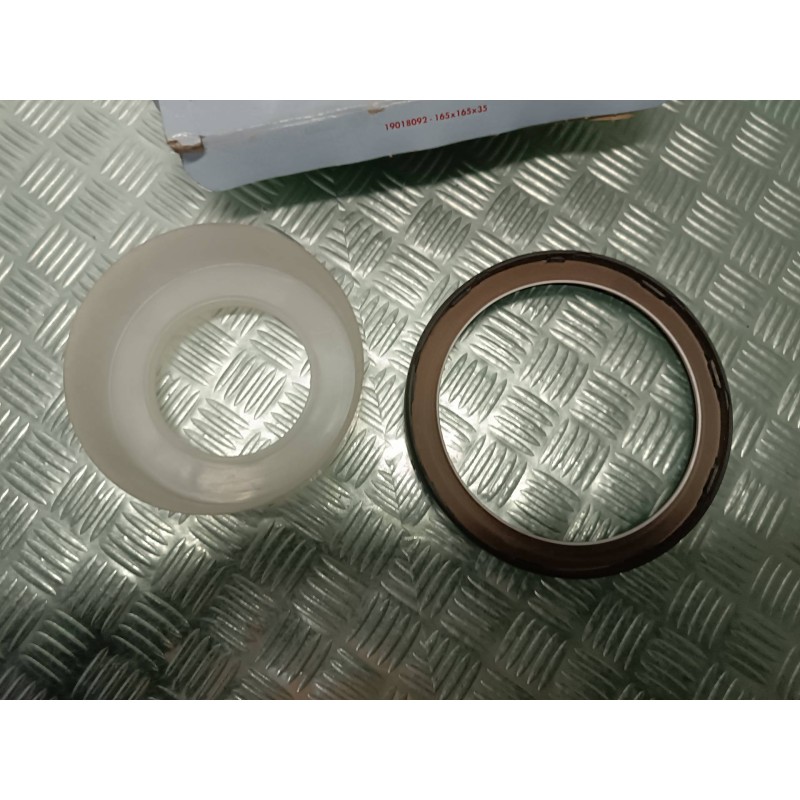 Recambio de cigueñal para audi a4 berlina (8e) 2.5 tdi (114kw) referencia OEM IAM 20029117B 82029117 ANILLO RETEN