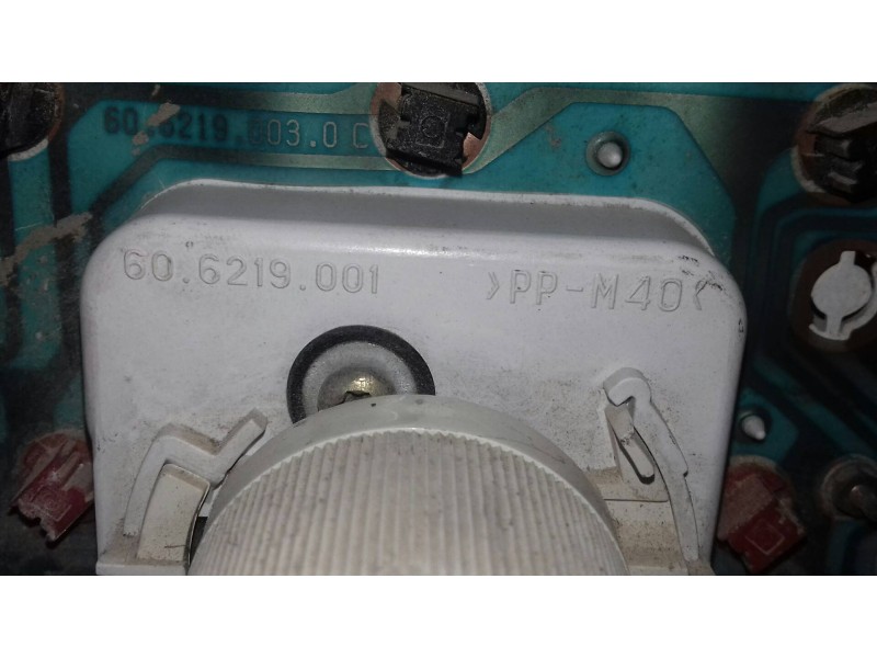 Recambio de cuadro instrumentos para fiat punto berlina (176) 60 cult referencia OEM IAM 606219001  