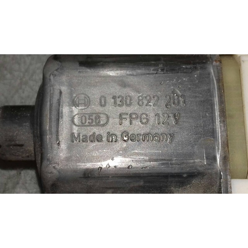 Recambio de motor elevalunas delantero derecho para peugeot 407 st sport pack referencia OEM IAM 9646594480 995189106 0130822201