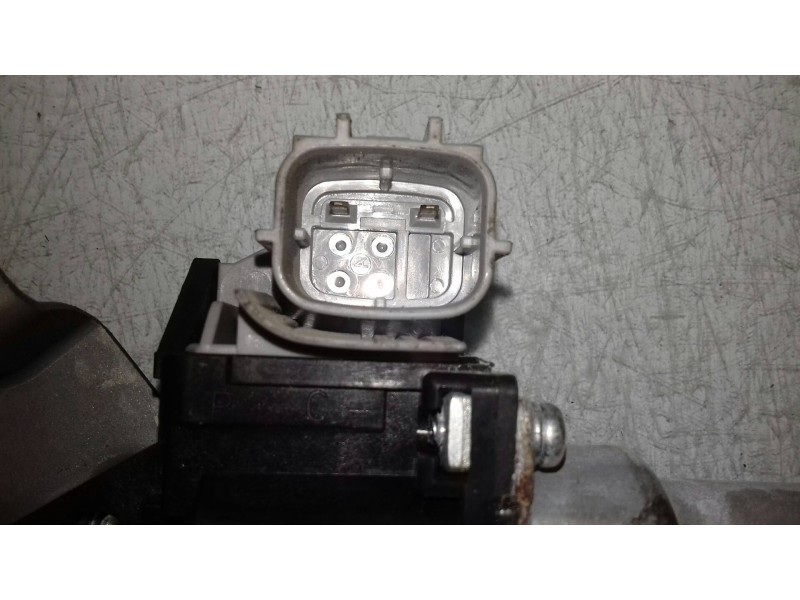 Recambio de elevalunas trasero derecho para renault koleos dynamique referencia OEM IAM 82700JYRR 2 PINES ELECTRICO