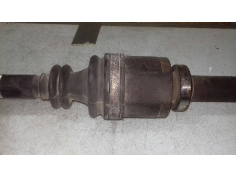 Recambio de transmision delantera derecha para renault megane ii classic berlina confort authentique referencia OEM IAM 82004721