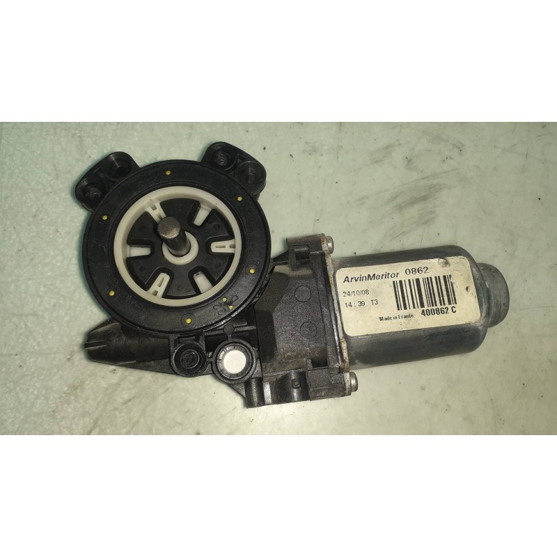 Recambio de motor elevalunas trasero derecho para renault clio iii authentique referencia OEM IAM 400862C  ARVINMERITOR