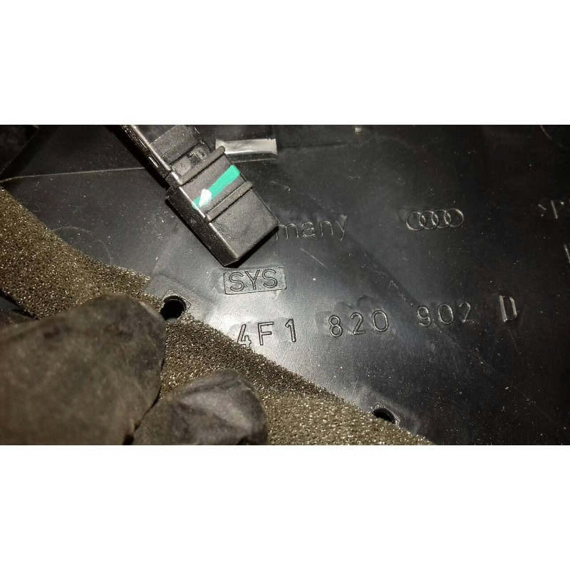 Recambio de rejilla aireadora para audi a6 berlina (4f2) 3.0 tdi quattro (171kw) referencia OEM IAM 4F1820902D  