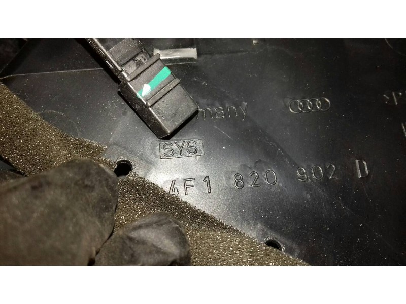 Recambio de rejilla aireadora para audi a6 berlina (4f2) 3.0 tdi quattro (171kw) referencia OEM IAM 4F1820902D  