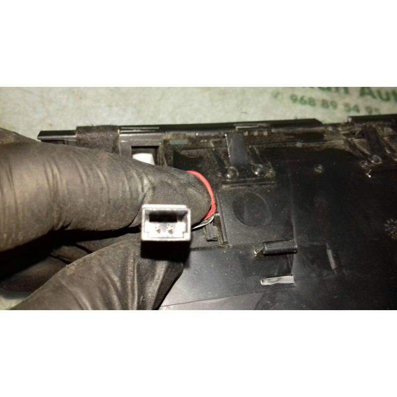 Recambio de rejilla aireadora para audi a6 berlina (4f2) 3.0 tdi quattro (171kw) referencia OEM IAM 4F1820902D  