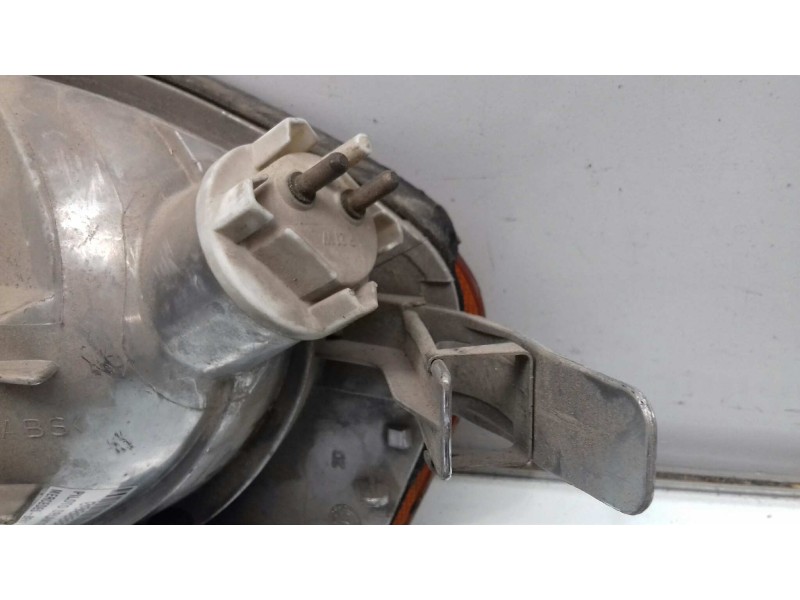 Recambio de piloto delantero derecho para mercedes-benz clase c (w202) berlina 180 (202.018) referencia OEM IAM   AMBAR