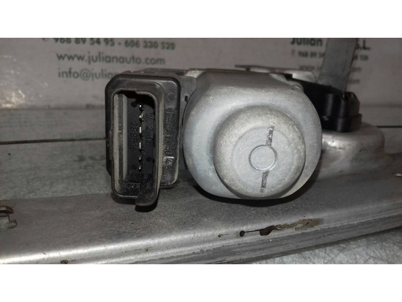 Recambio de elevalunas delantero derecho para renault scenic ii confort dynamique referencia OEM IAM 440726 6 PINES ELECTRICO