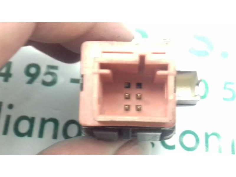 Recambio de warning para citroen c4 berlina collection referencia OEM IAM 96480877KR  