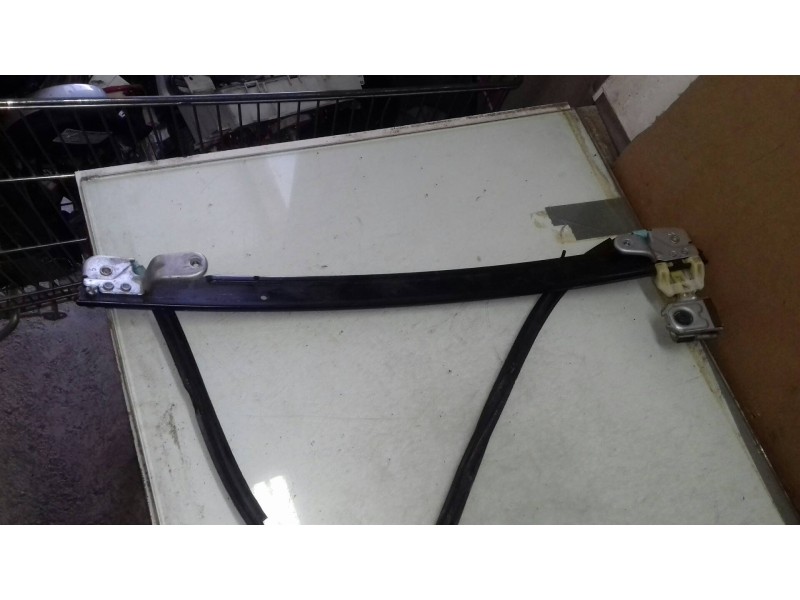 Recambio de elevalunas delantero izquierdo para chrysler voyager (gs) 2.5 turbodiesel referencia OEM IAM 0489452  ELECTRICO