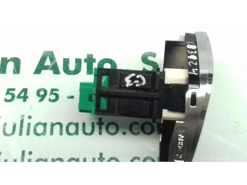 Recambio de interruptor para citroen c3 attraction referencia OEM IAM 96656596 3385410102 CIERRES
