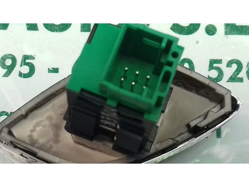 Recambio de interruptor para citroen c3 attraction referencia OEM IAM 96656596 3385410102 CIERRES