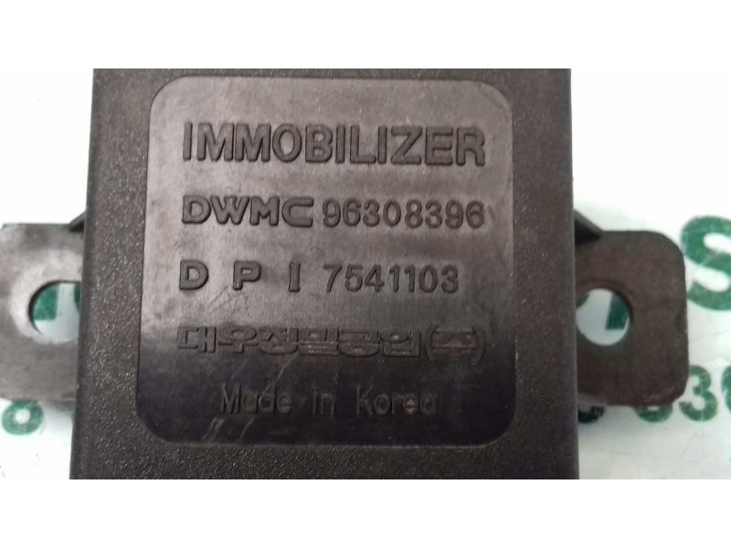 Recambio de centralita inmovilizador para daewoo leganza 2.0 cdx referencia OEM IAM 96308396 7541103 DAEWOO