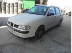seat cordoba berlina (6k2) del año 2000 2