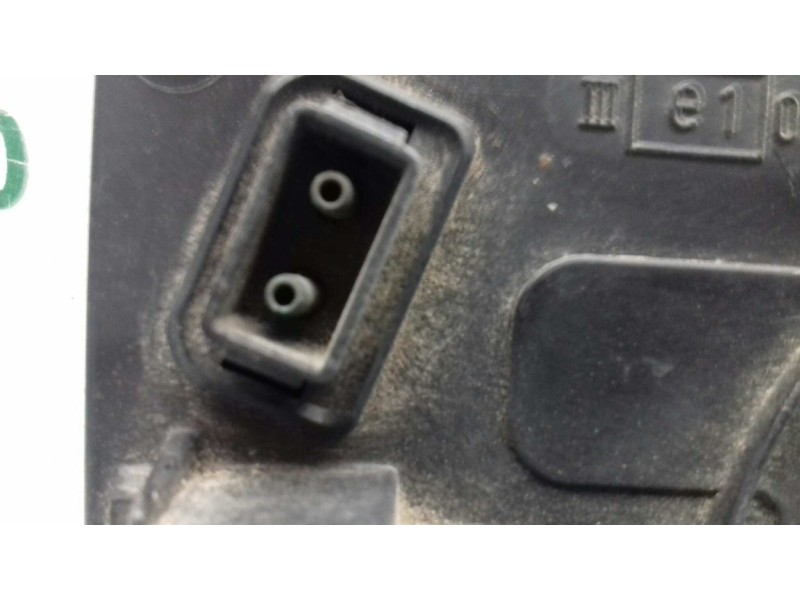 Recambio de cristal retrovisor izquierdo para mercedes-benz clase e (w124) berlina referencia OEM IAM 1248110122 1248100121 1248