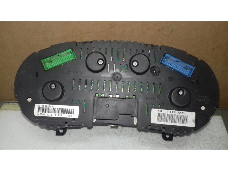 Recambio de cuadro instrumentos para seat leon (1m1) stella referencia OEM IAM 88311292 W01M0920802D 04050102110181