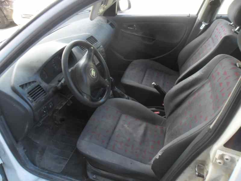 seat cordoba berlina (6k2) del año 2000