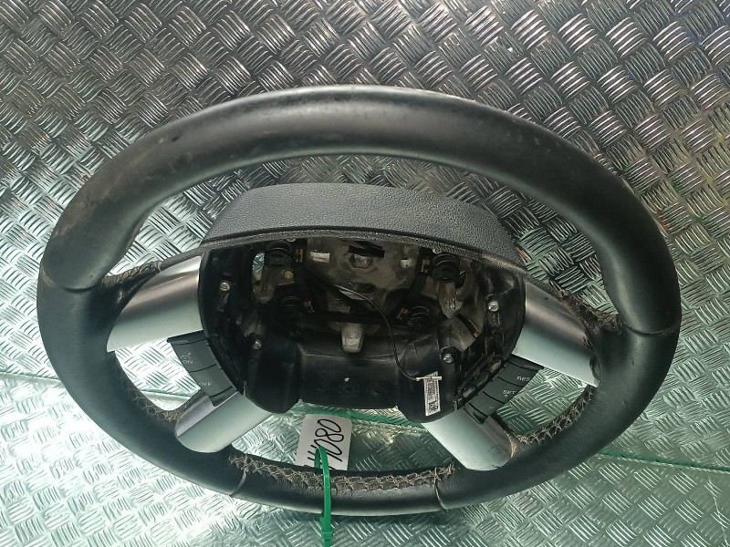 Recambio de volante para ford focus lim. (cb4) trend referencia OEM IAM 4M513600CL3ZHE  PIEL