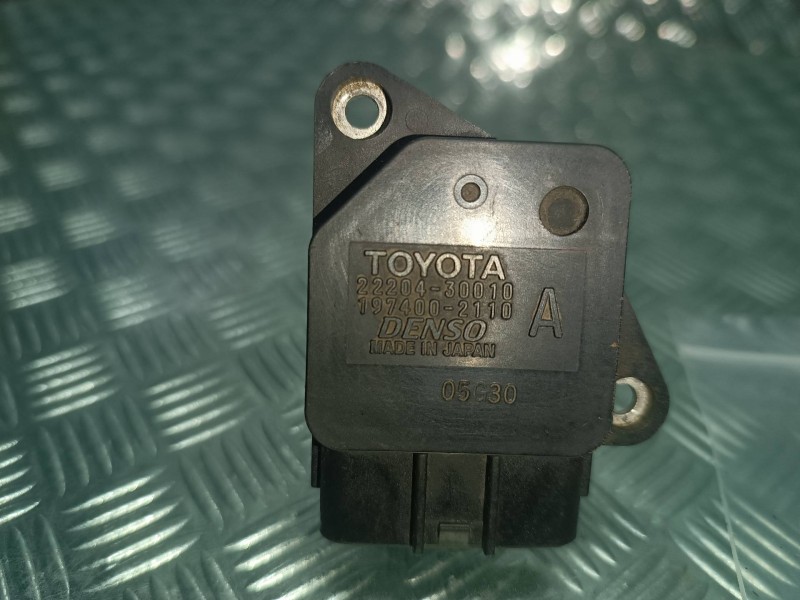 Recambio de caudalimetro para toyota yaris (ksp9/scp9/nlp9) básico referencia OEM IAM 2220430010 1974002110 DENSO