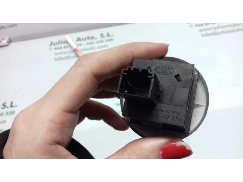 Recambio de interruptor para peugeot 807 st pack referencia OEM IAM 1488941077 A53000300 VENTILADOR TRAS