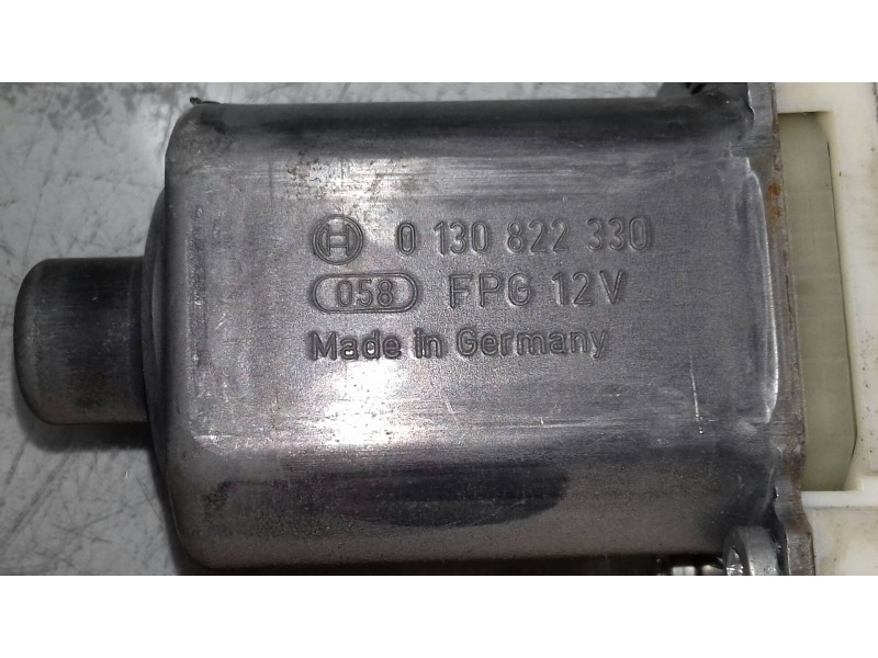 Recambio de elevalunas delantero izquierdo para renault laguna iii 2.0 d referencia OEM IAM 974825102  ELECTRICO