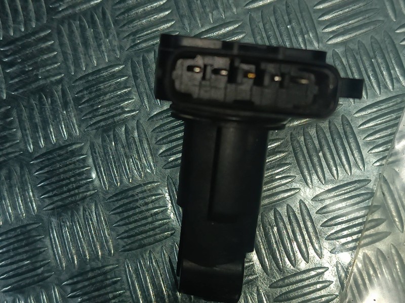 Recambio de caudalimetro para toyota yaris (ksp9/scp9/nlp9) básico referencia OEM IAM 2220430010 1974002110 DENSO