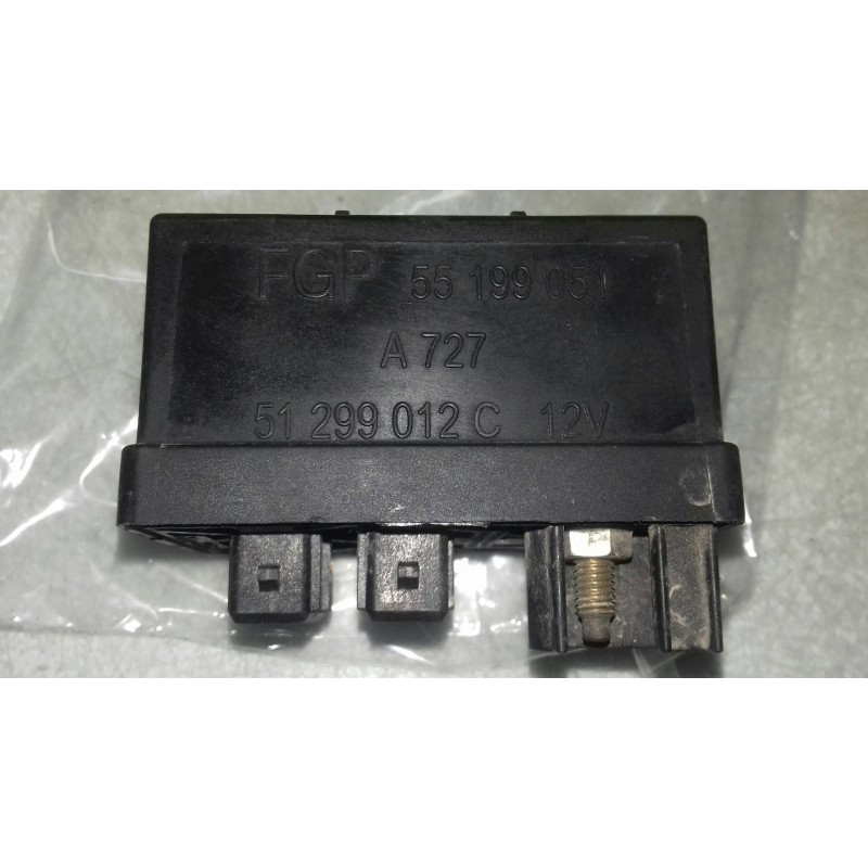 Recambio de caja precalentamiento para fiat panda van (i) (271) active 2 sitze referencia OEM IAM 55199051 A727 51299012C